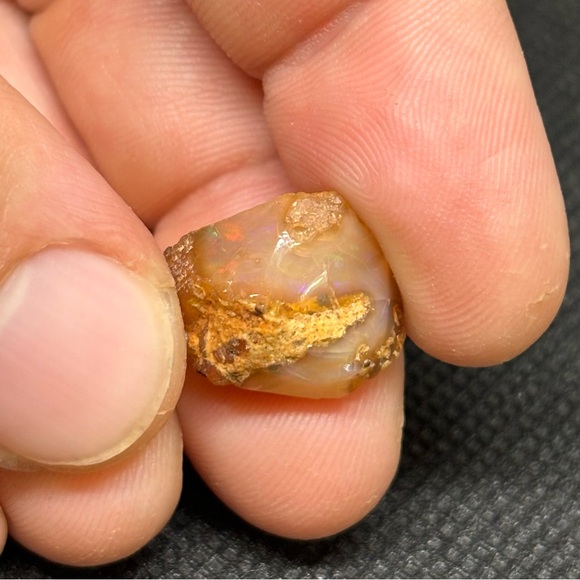 Larva Mexican Fire Opal Specimen Collectible With A Serene Under Scope Pattern - Picture 9 of 16